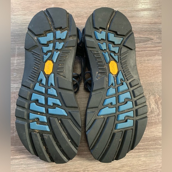 Chaco — womens 11 sandal dual adjustable strap classic - Picture 5 of 7